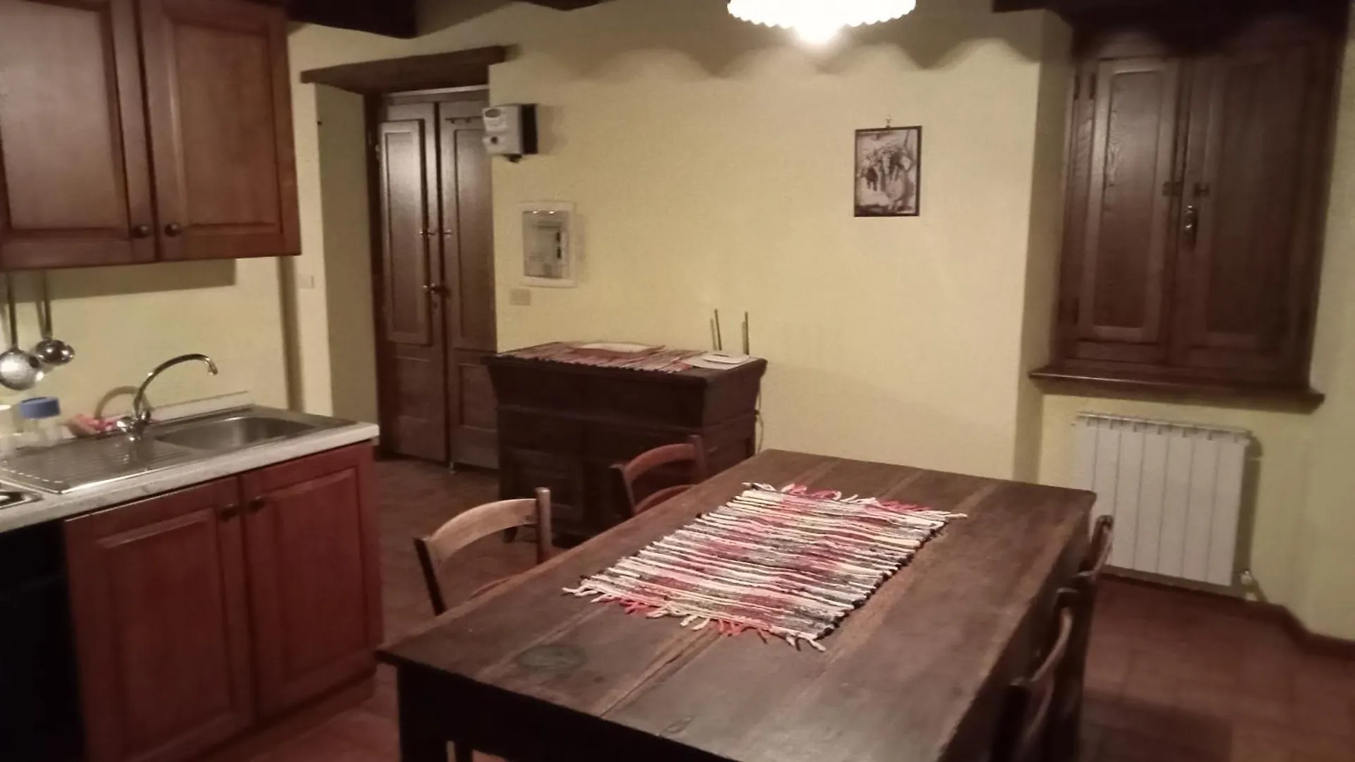 Bacciano Casa Vacanze Poggio  Country house Poggio (Lucca)